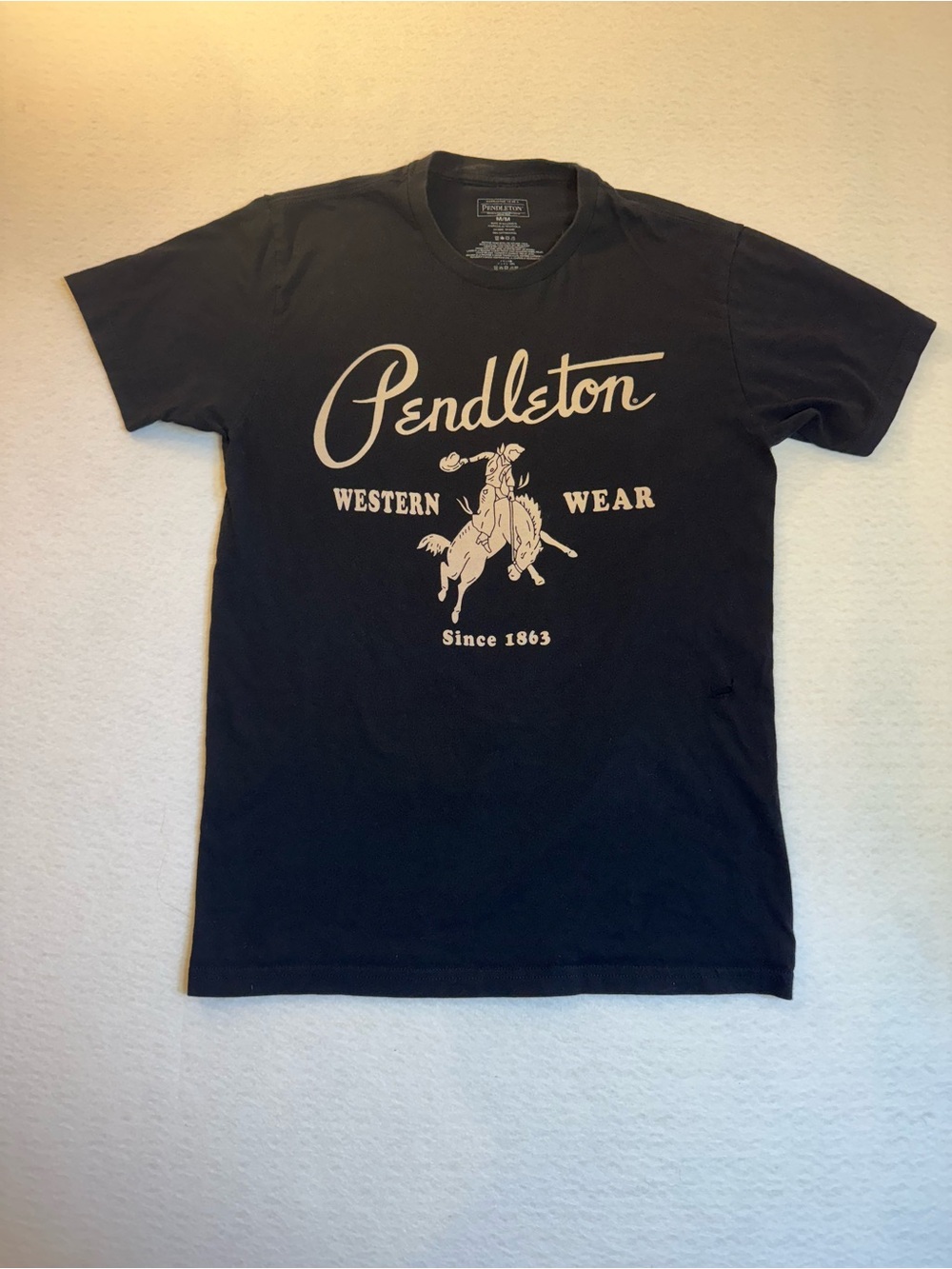 Pendleton Western Wear Graphic T-Shirt Black Men's Size Medium Bronco